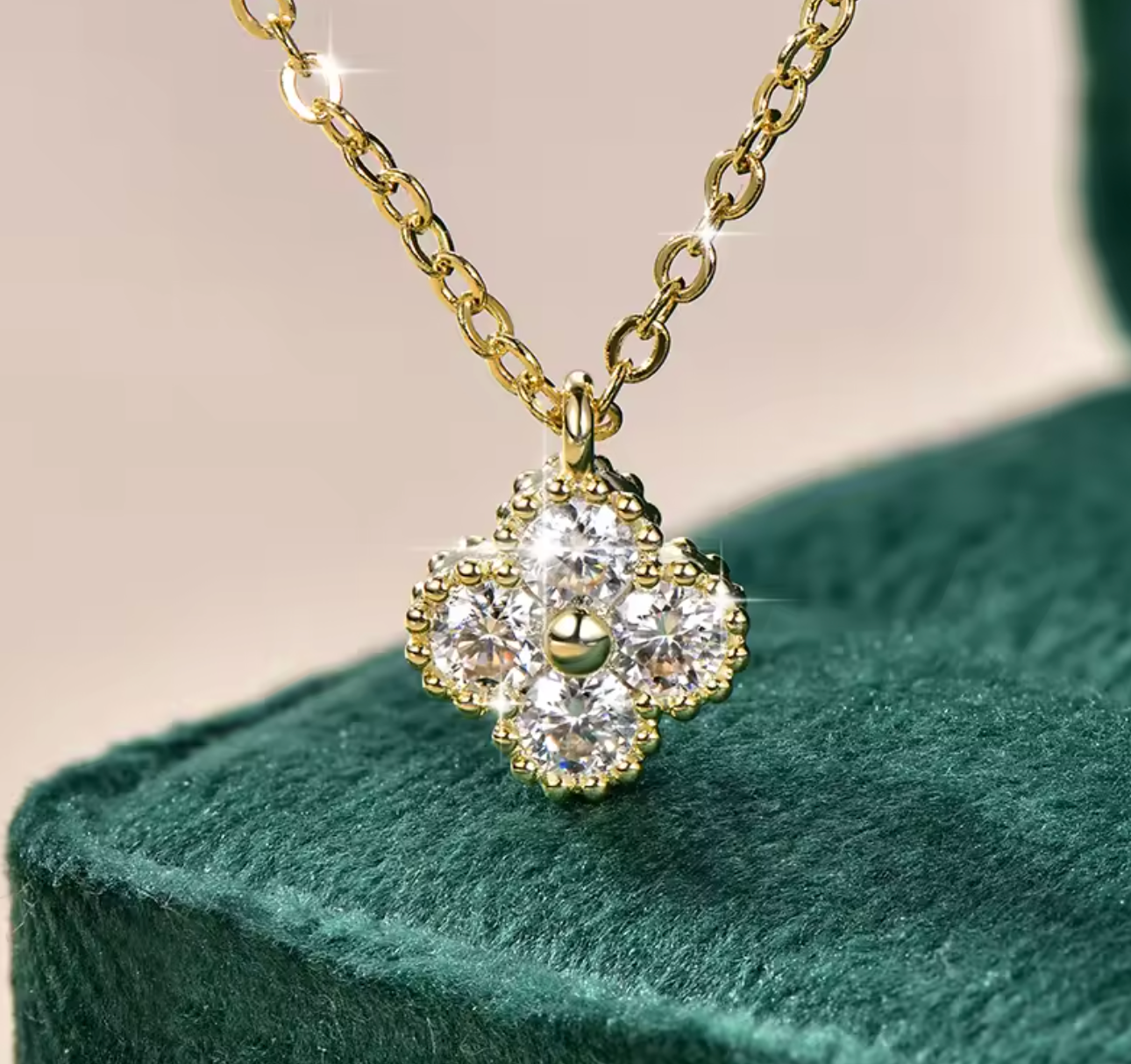 D-Color Moissanite Clover Necklace for Women