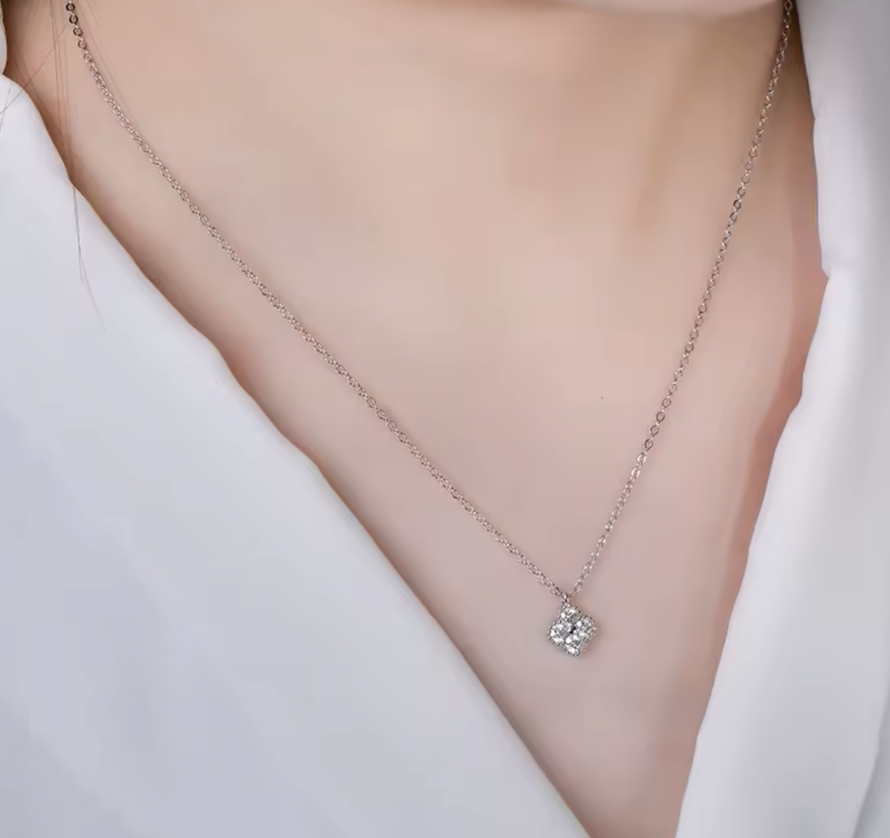 D-Color Moissanite Clover Necklace for Women