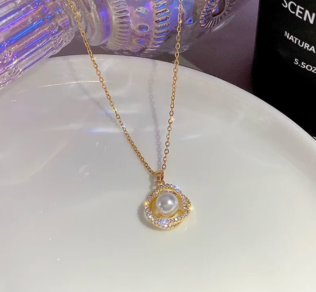 Kpop Pearl Pendant Choker Necklace